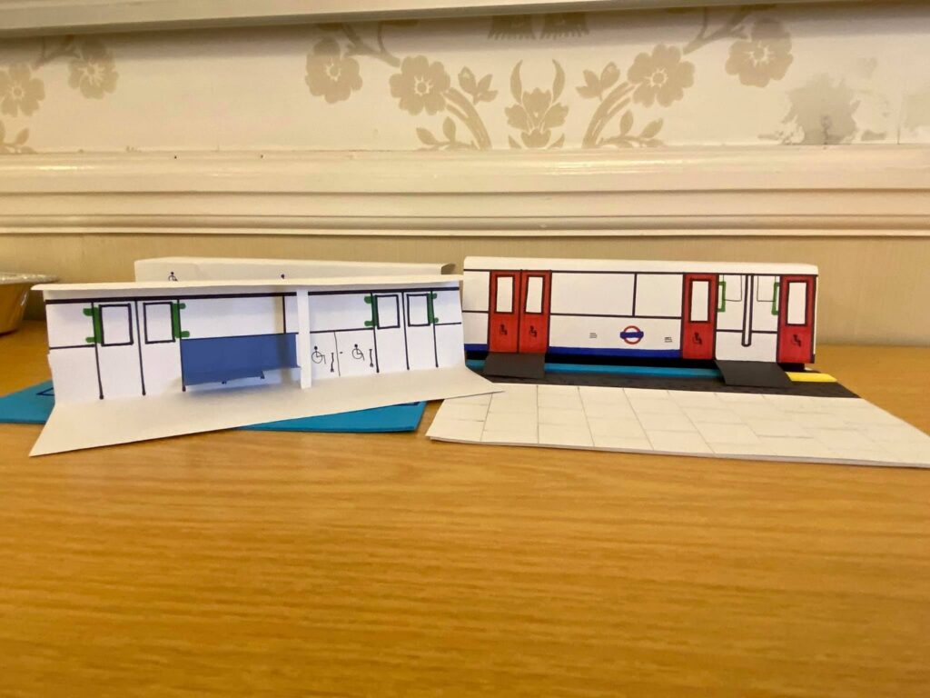 Paper models of a London Tube train and station platform